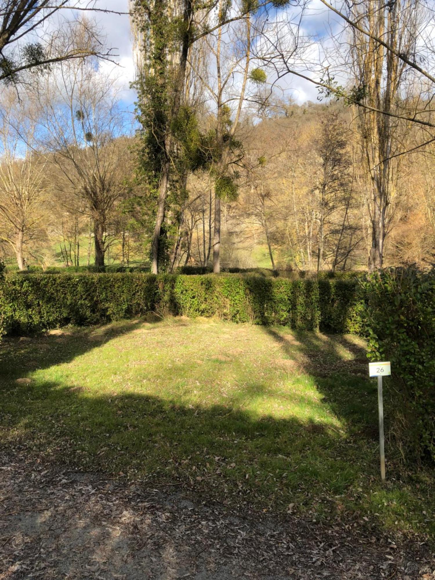 Camping Du Pont De St Gal Saint-Gal-sur-Sioule Exterior foto